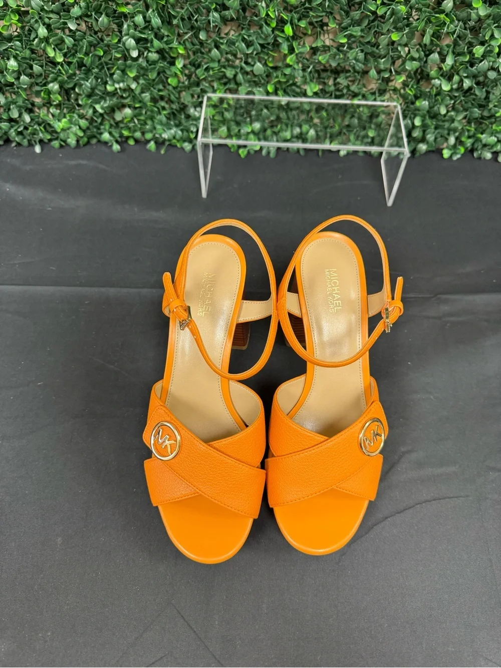 MICHAEL Michael Kors nwot smoke